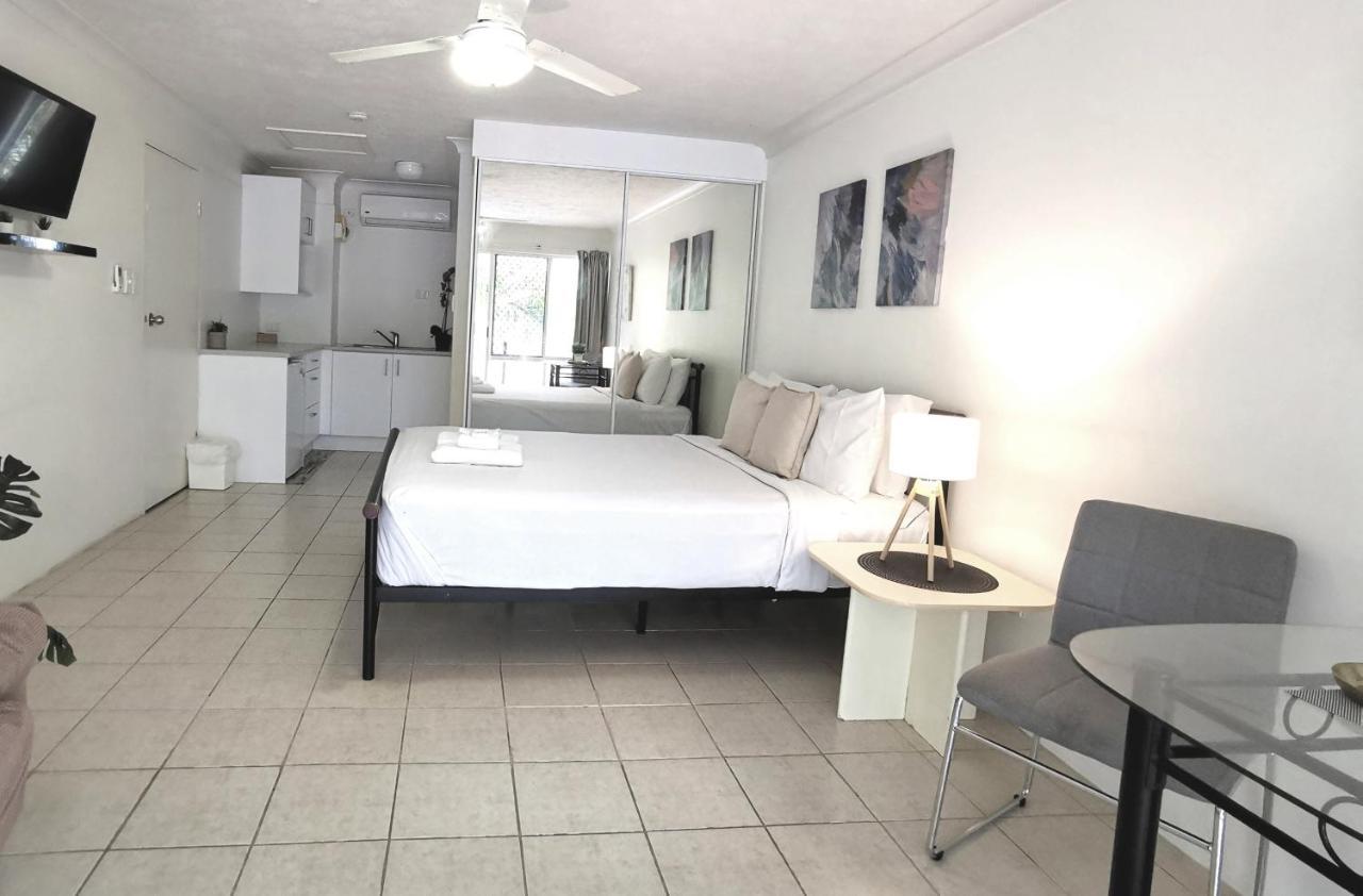 Hotel Bay Of Palms Gold Coast Exterior foto