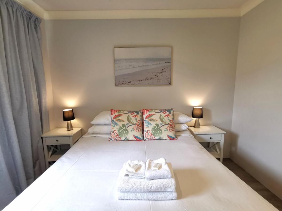 Hotel Bay Of Palms Gold Coast Exterior foto